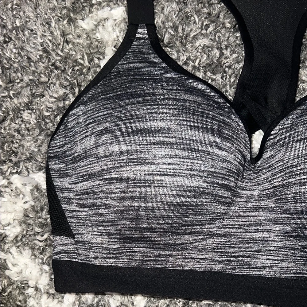 NWT Victoria’s Secret VSX Women's Black and Gray Sports Bra - Picture 3 of 10